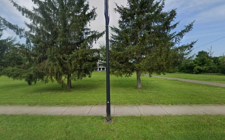 12762 222617856813 768x480