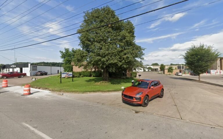 12878 e86726778709 768x480