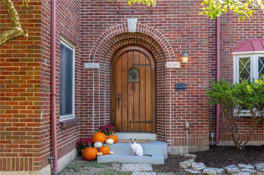 Burroughs Streetscape