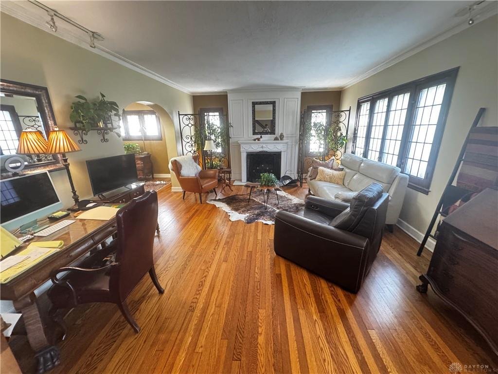 1302 Earlham Drive living room