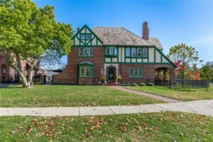 A Massive Sale for a Historic Community – 1727 Harvard – Dayton View Triangle
