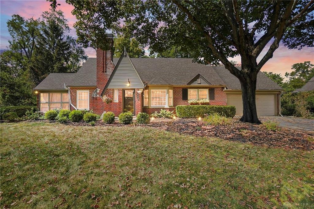 3325 Ridgeway Exterior