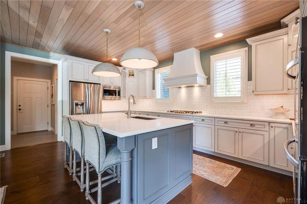 Kitchen view with island at 901 Olde Sterling Way